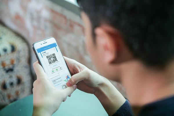 Fitur baru di DANA permudah transfer uang pakai QR Code