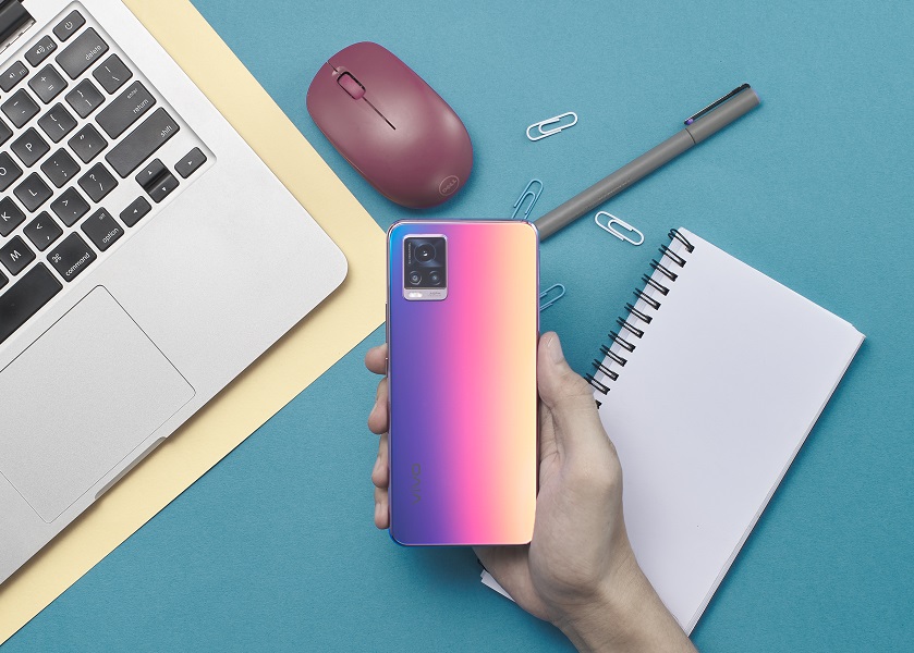 vivo V20 kini hadir dengan harga spesial