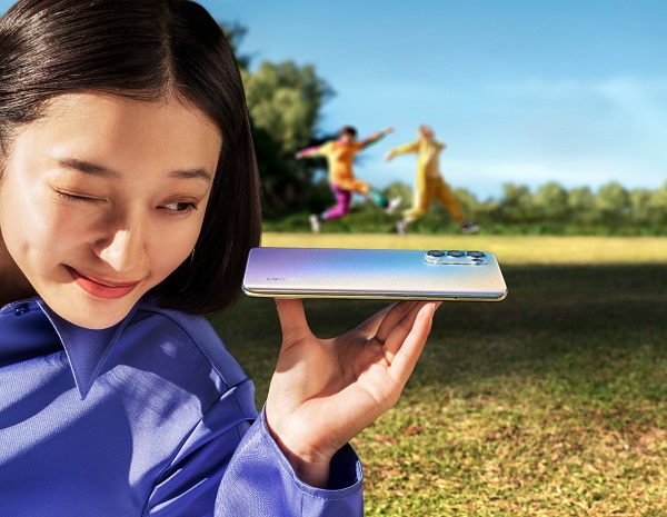 OPPO Reno5 resmi dijual, ada penawaran tukar tambah