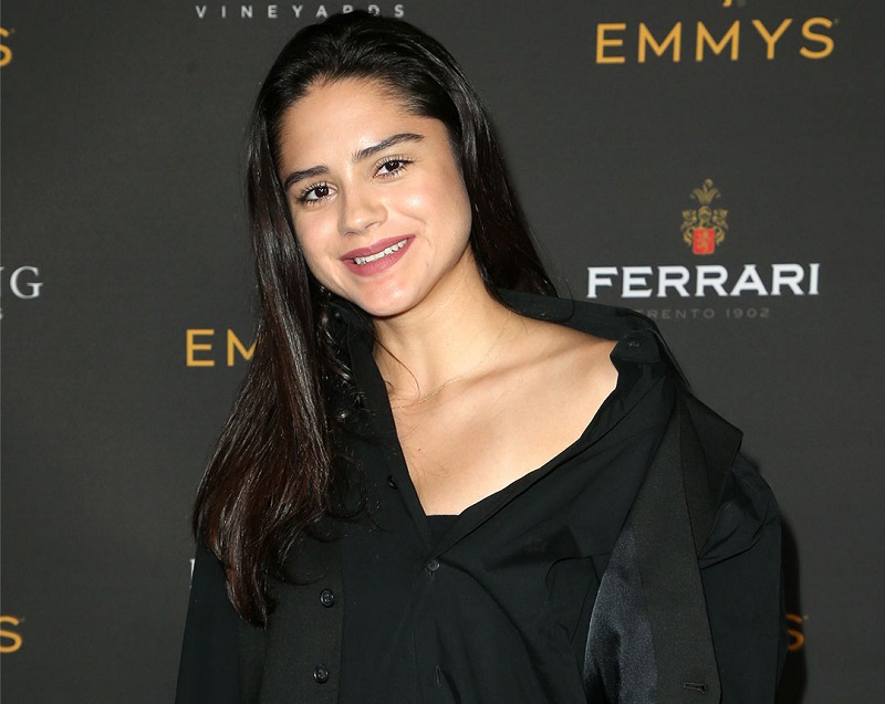 Sasha Calle jadi wanita Latin pertama perankan Supergirl