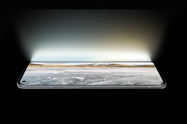 Layar OnePlus 9 memiliki refresh rate hingga 1Hz