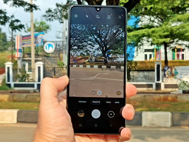 Review Samsung Galaxy A32: desain gaya asyik 