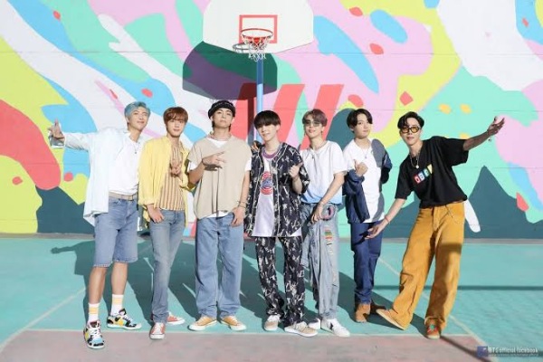 Lagu Dynamite BTS tembus 1 miliar penayangan di YouTube