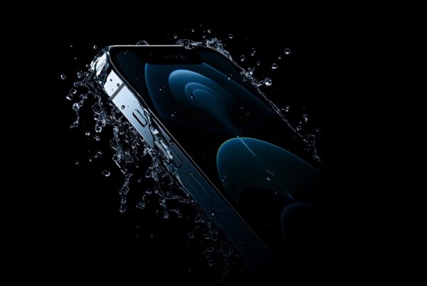 Apple digugat terkait kemampuan tahan air iPhone
