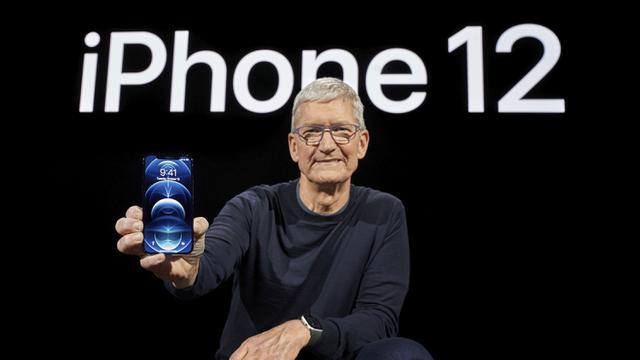 Tim Cook akui iPhone 12 model paling populer 
