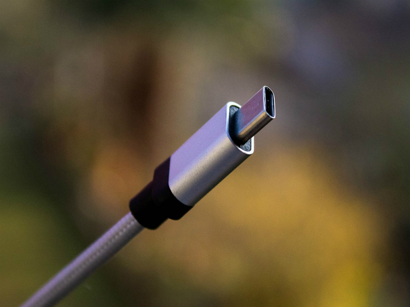 Standar USB Type-C baru dukung daya hingga 240 Watt