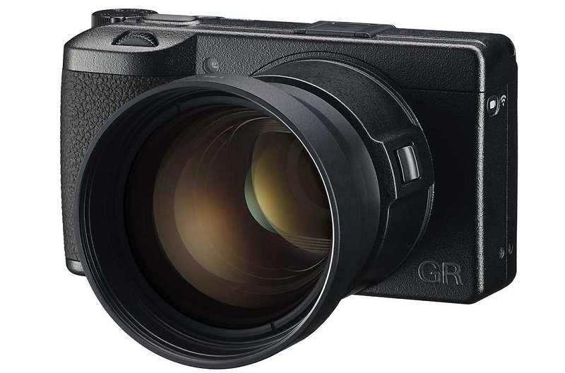 Ricoh rilis kamera poket APS-C GR IIIx