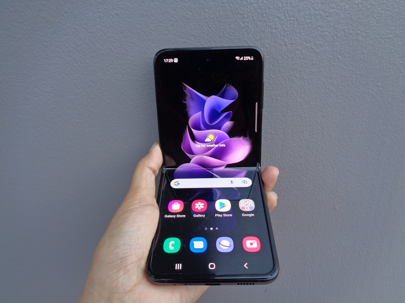 Review Samsung Galaxy Z Flip3, si cantik canggih