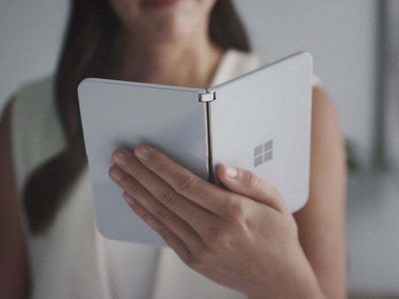 Microsoft hadirkan Android 11 di Surface Duo