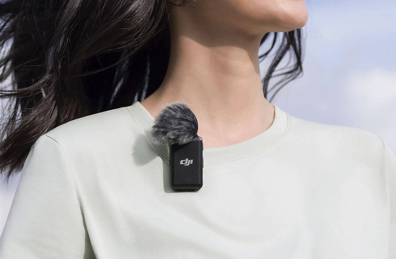 DJI Mic mampu merekam secara nirkabel hingga jarak 228 meter
