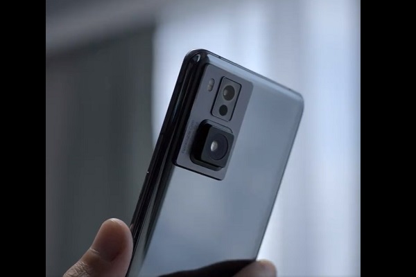 OPPO pamerkan teknologi baru Retractable Camera