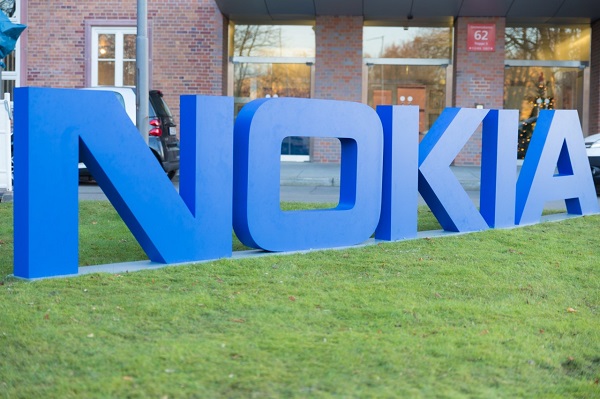 Nokia berhenti produksi smartphone premium