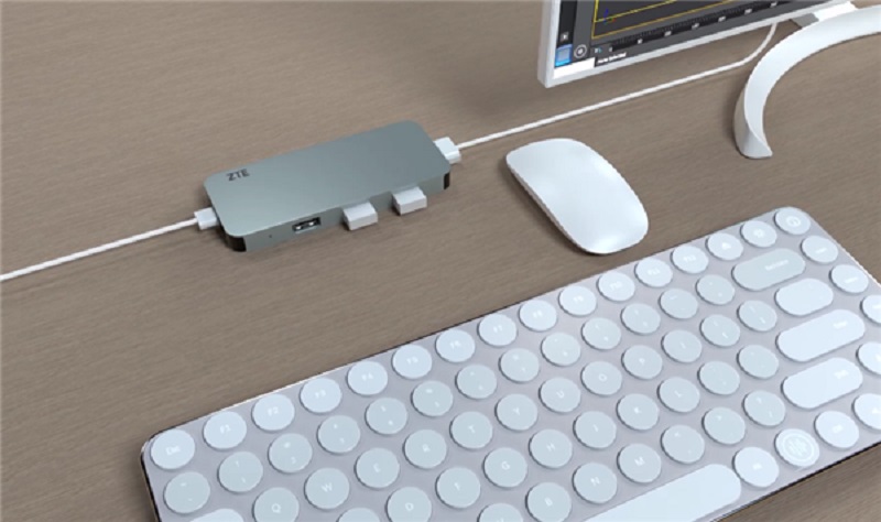 ZTE punya mini PC cloud seukuran mouse