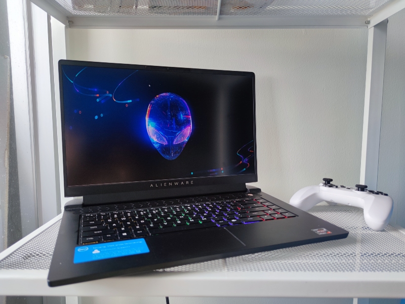 Review Alienware M15 Ryzen Edition  R5