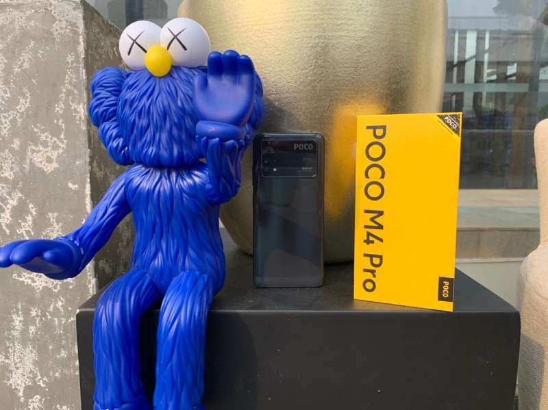 Mencoba POCO M4 Pro di atas awan Ibu Kota