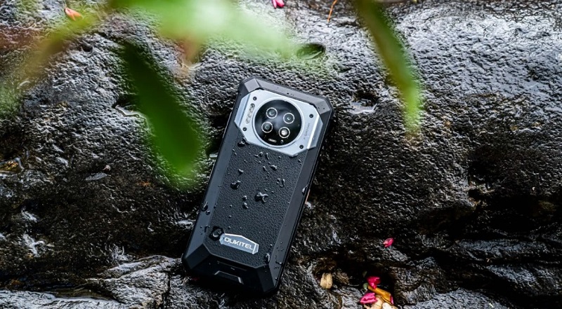 Ponsel tahan banting ini punya baterai paling besar di dunia