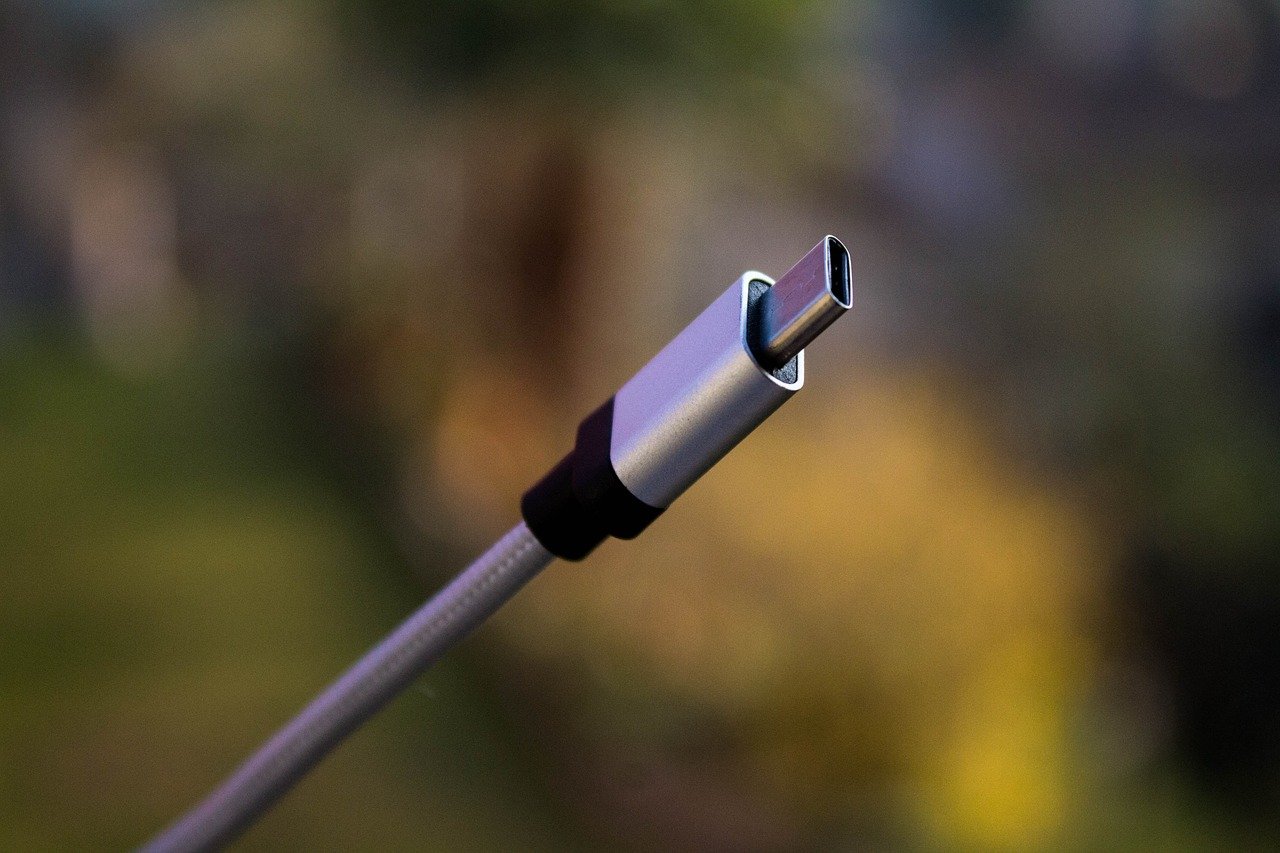 iPhone akan beralih ke USB Type-C