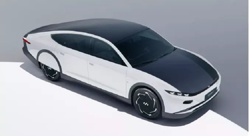 Mobil bertenaga surya ini dijual Rp3,9 miliar