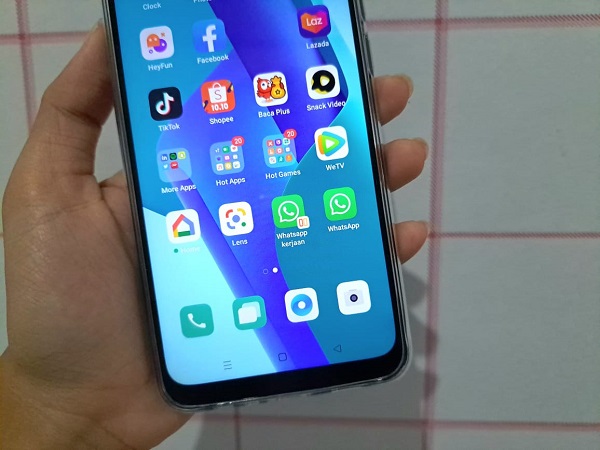 Cara aktifkan dua WhatsApp di ponsel OPPO