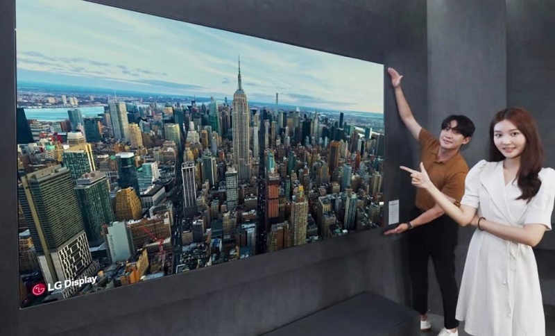 LG pamerkan TV OLED raksasa 97 inci 