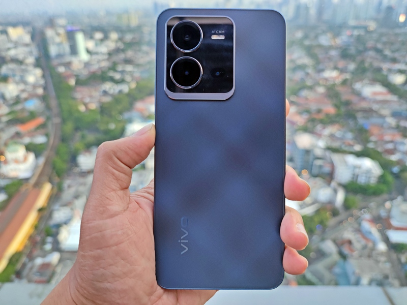 Review vivo V25: buat keseharian oke ditambah kamera bagus