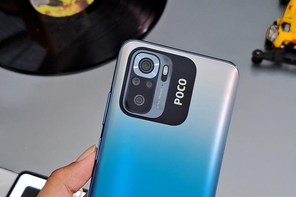 Selain M5, POCO juga luncurkan M5s yang fokus pada kamera