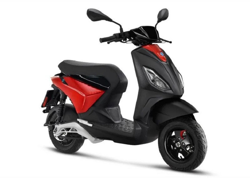 Skuter listrik Piaggio baru punya jangkauan hingga 97 km