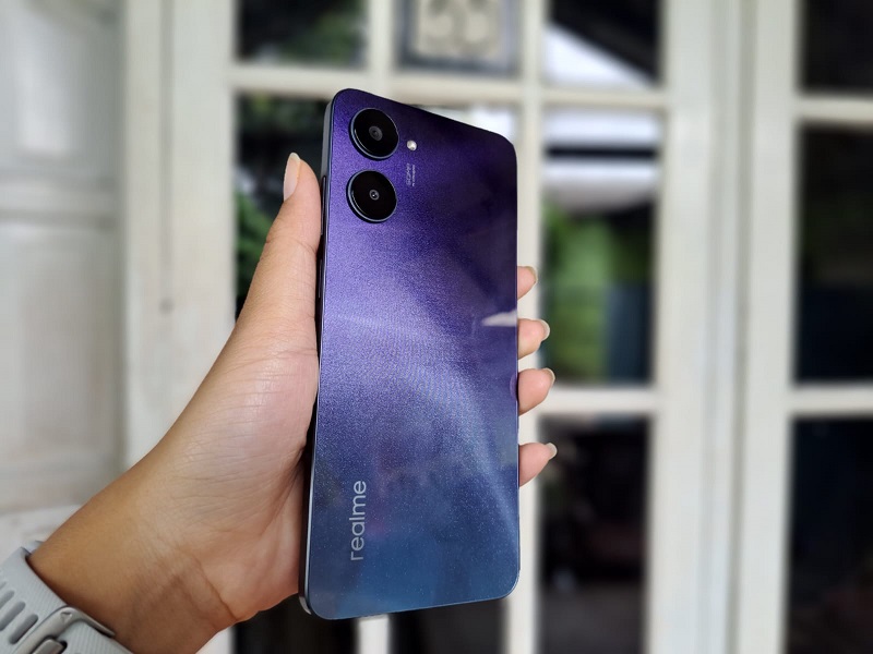 review realme 10, gaming dan baterainya serba mumpuni