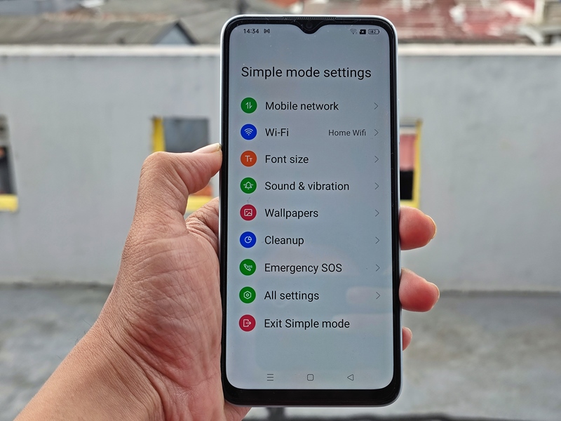Alasan orang tua enggan pakai smartphone