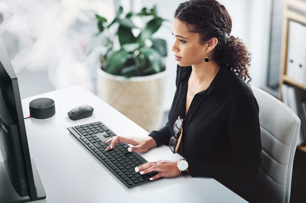 Keyboard & mouse nirkabel Lenovo baru diklaim tahan 3 bulan