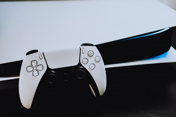 Cara gunakan perintah suara di PS5