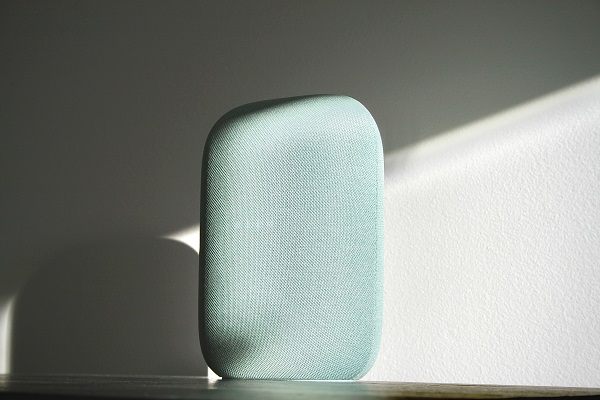 Peretas bisa sadap suara dari speaker Google Home