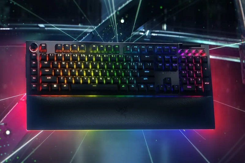 Razer BlackWidow V4 Pro punya fitur untuk gaming pro