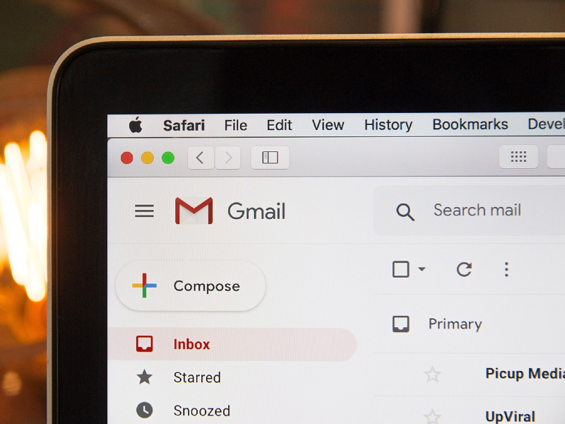 Google Kembangkan AI Bawaan untuk Gmail dan Docs