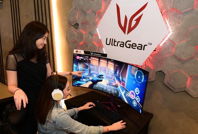 LG datangkan monitor OLED 240 Hz ke Indonesia