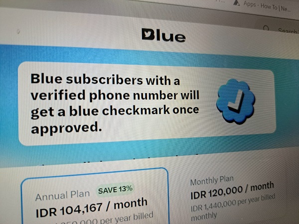 Batasan bagi akun yang tidak berlangganan Twitter Blue