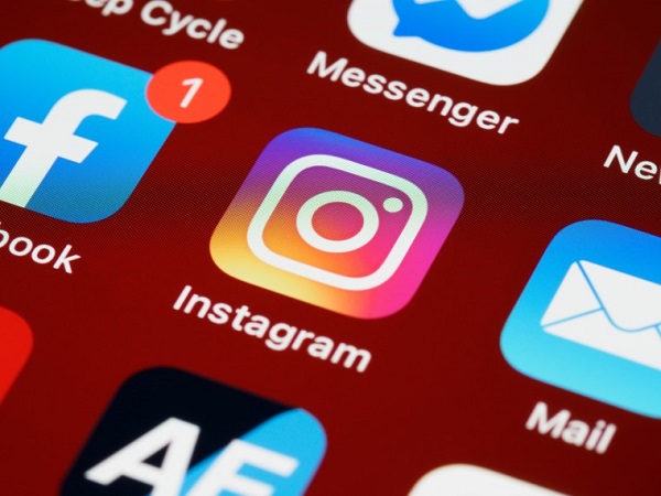 Balas komentar di Instagram bisa pakai GIF