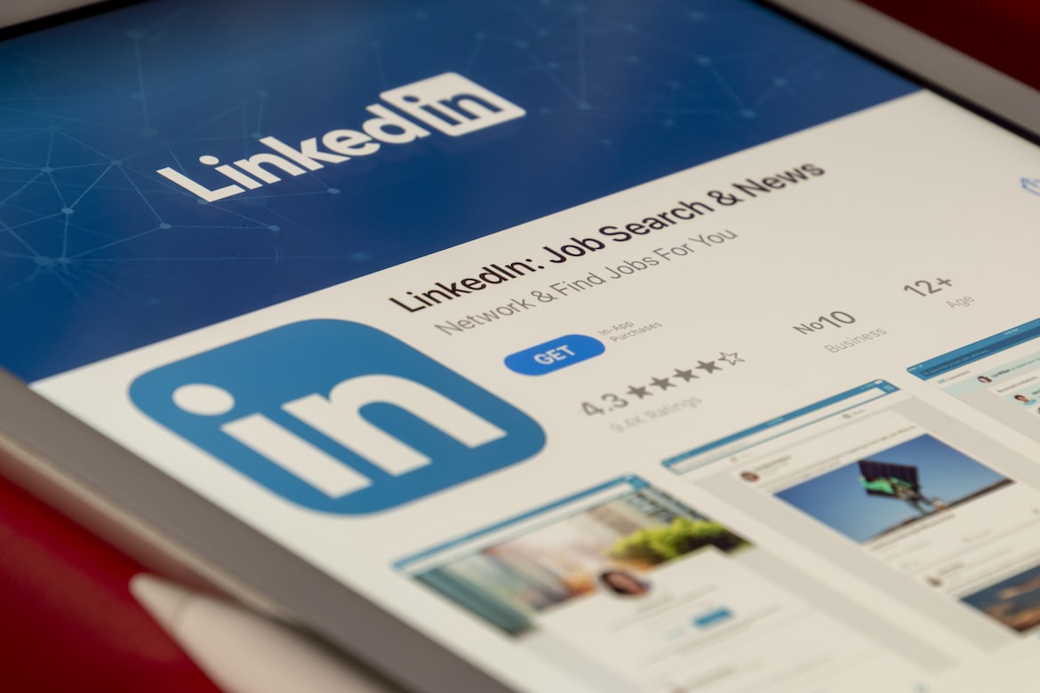 Fitur baru LinkedIn pakai AI bantu pengguna bikin resume