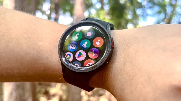 Galaxy Watch 6 muncul di Google Play Console