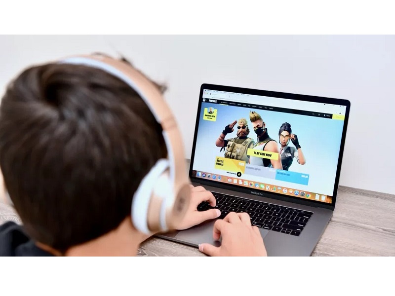 Penipu scam lewat Roblox & Fortnite targetkan anak-anak