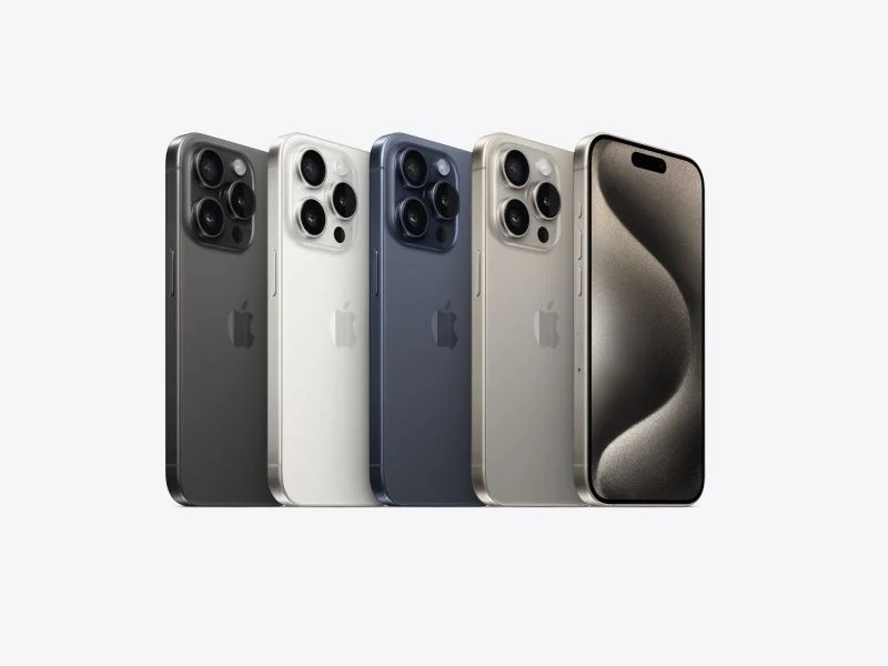 Antrean panjang penuhi halaman Apple Store