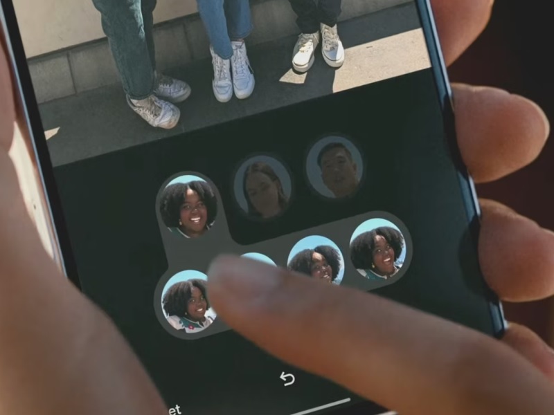 Fitur di Pixel 8 Pro bisa sulap foto keluarga jadi ideal