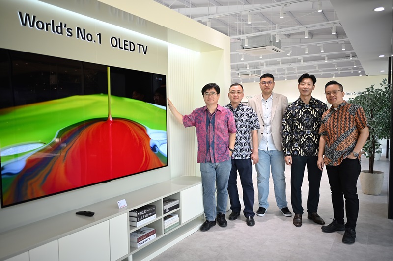 LG  buka Experience Store di PIK 2