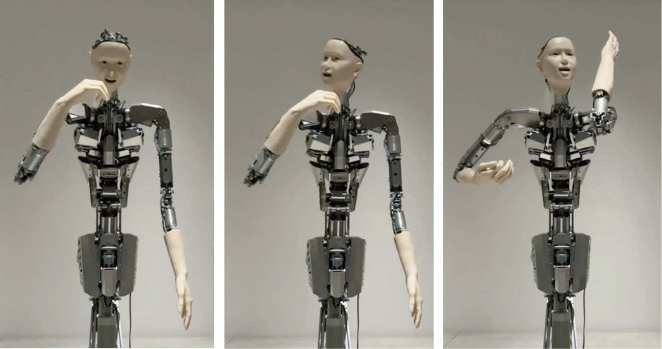 Robot bisa bermain gitar hingga foto selfie