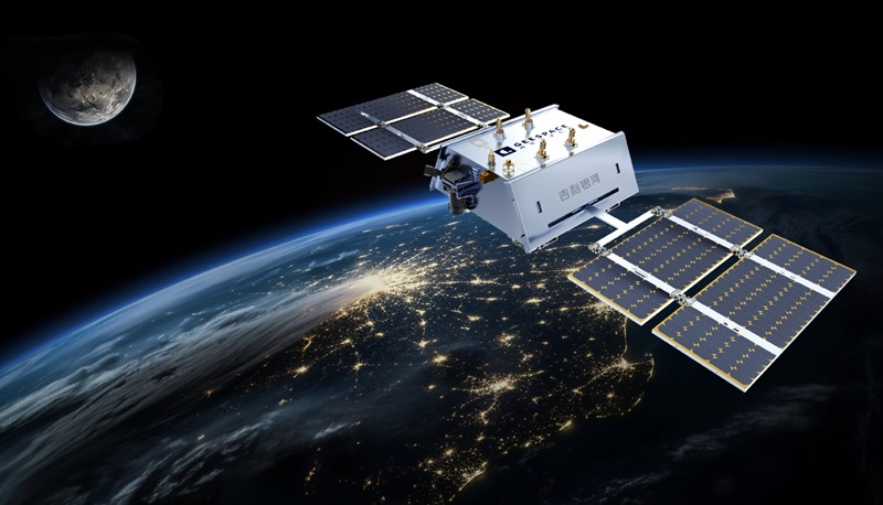 Geely luncurkan satelit untuk konektivitas mobil otonom