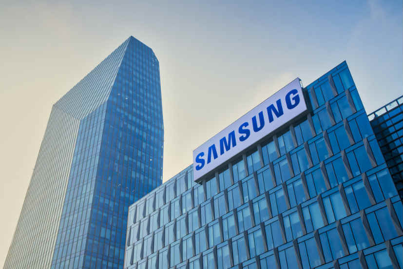 Samsung jadi pemimpin ponsel global lagi, kalahkan Apple