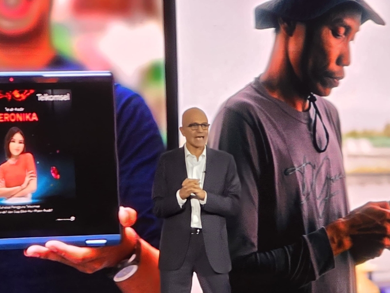 Microsoft gelontorkan investasi Rp25 triliun untuk Indonesia di bidang cloud dan AI