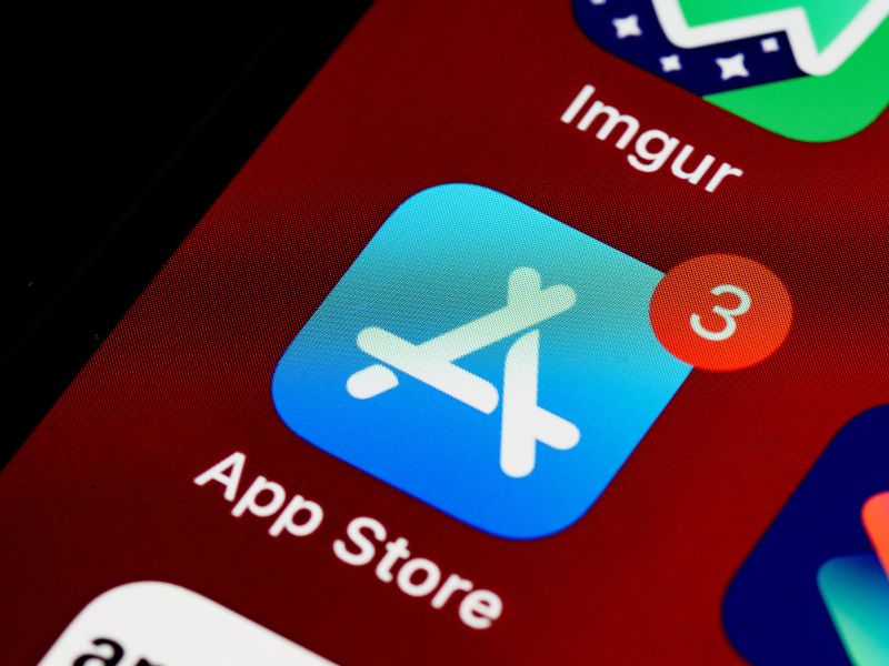 Apple selamatkan pengguna App Store dari penipuan 