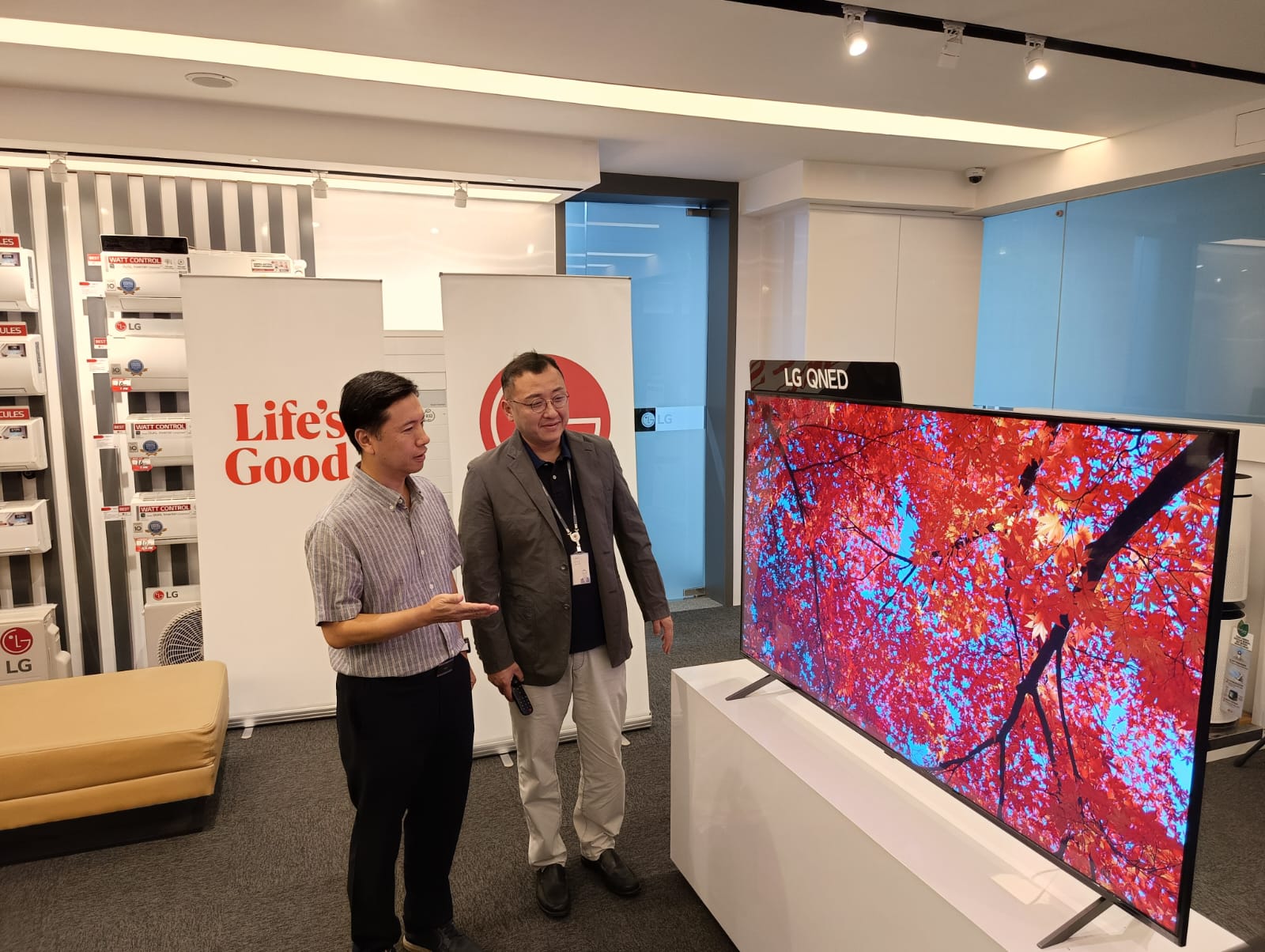 LG siap perluas TV QNED di Indonesia