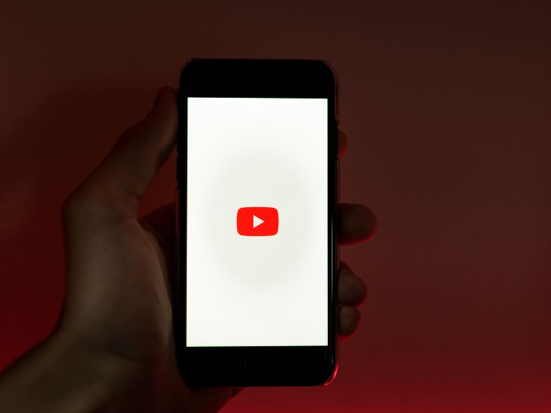 YouTube izinkan pengguna memeriksa fakta video